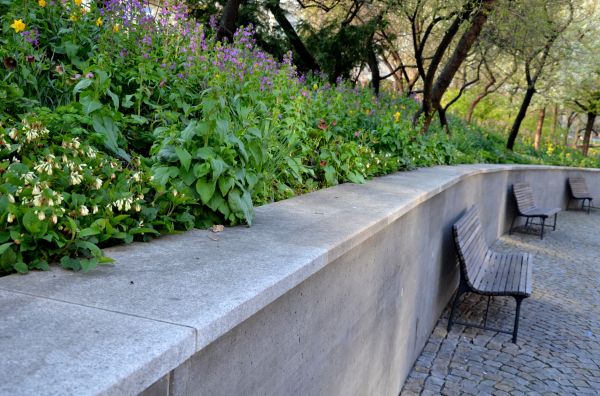 Concrete Retaining Wall Service in Tehachapi