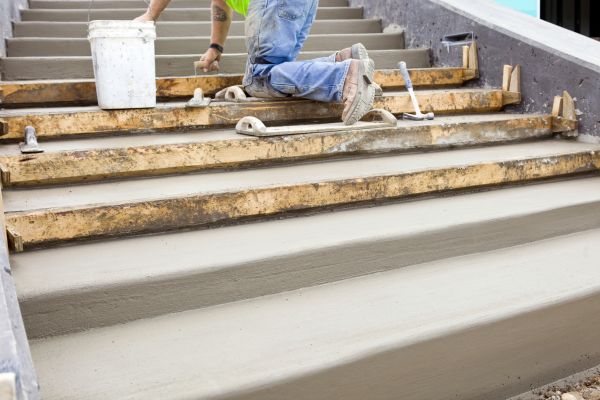 Concrete Steps Pouring in Tehachapi