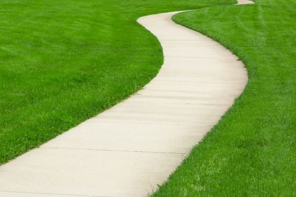 Concrete Walkway Construction in Tehachapi