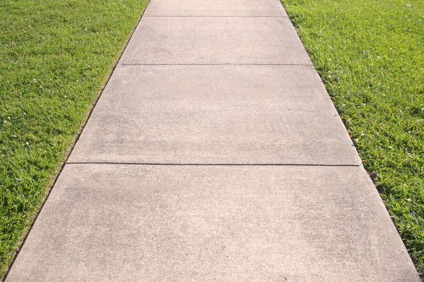 Cement Sidewalk Replacement in Tehachapi