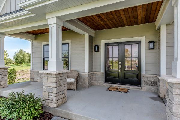 Concrete Porch Construction in Tehachapi