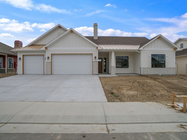 Driveway Apron Paving in Tehachapi