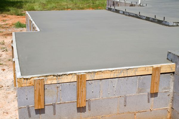 Cost of Poured Concrete Slab Service in Tehachapi