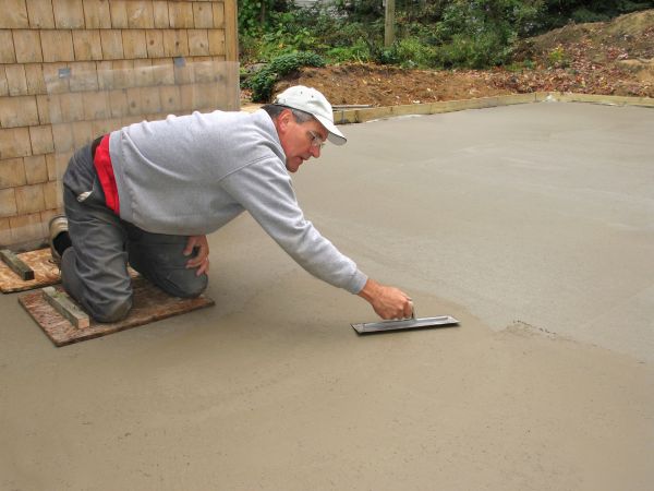 Flat Concrete Installation in Tehachapi