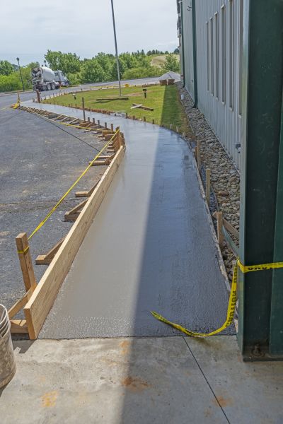 Cost of Concrete Sidewalk Paving in Tehachapi
